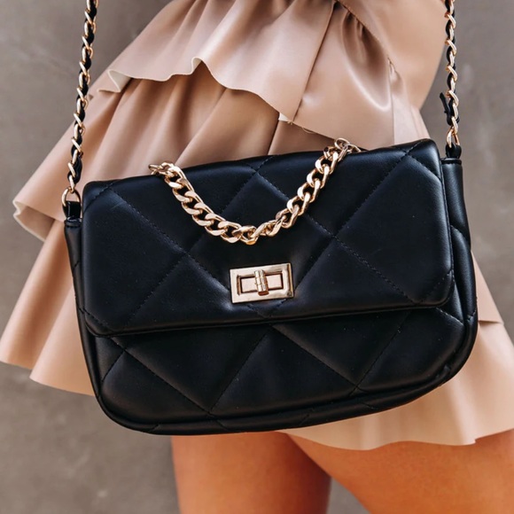NWT! EMILY QUILTED CHAIN CROSSBODY BAG - BLACK - Picture 2 of 4